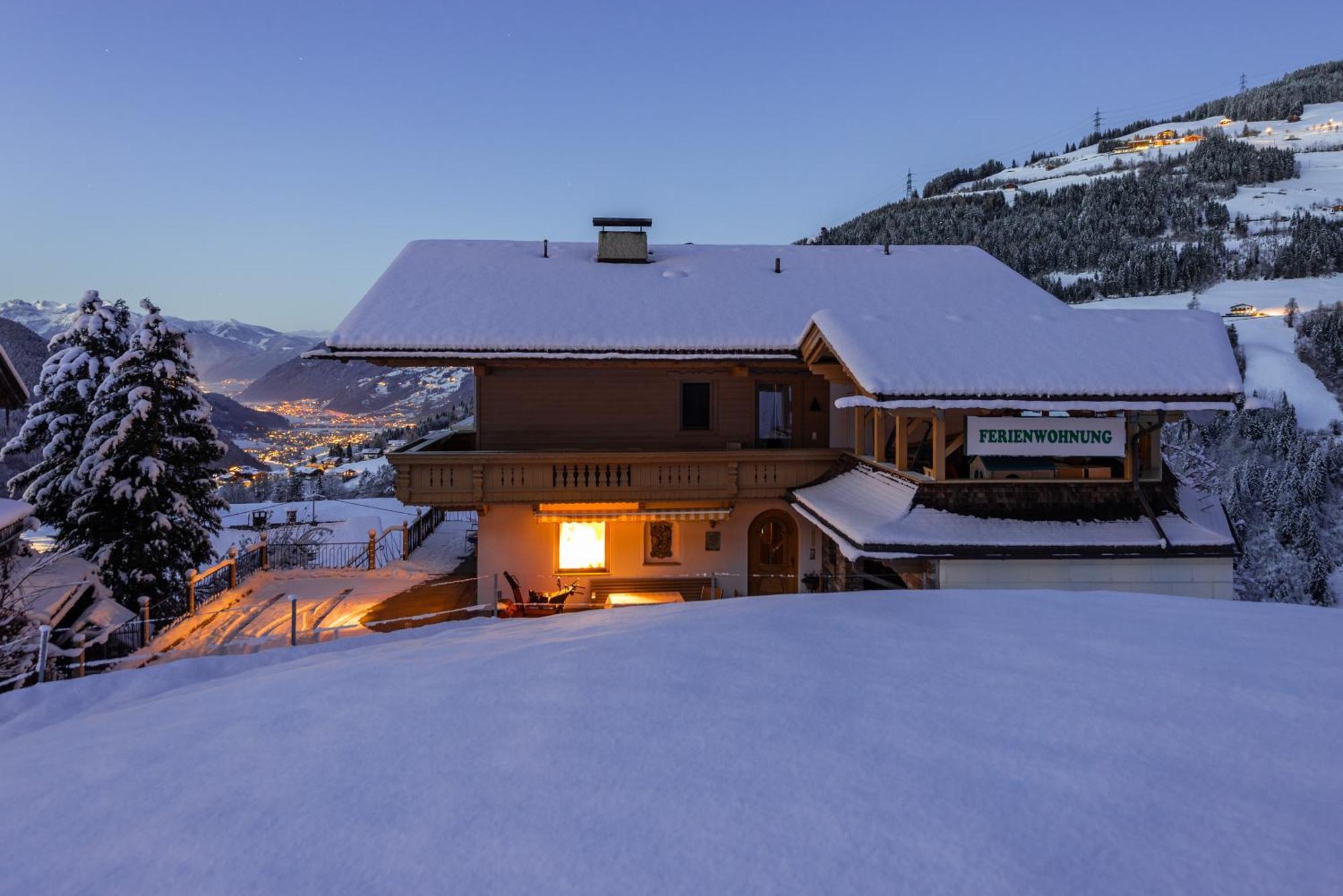 Ferienwohnung Ausblick Zillertal Hainzenberg Exterior photo